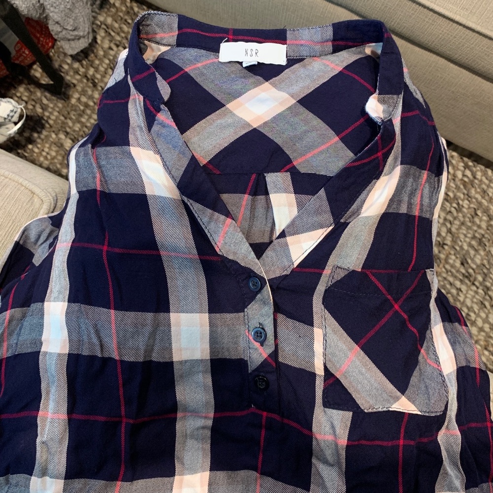 One Pocket Top - Picture 2 of 5